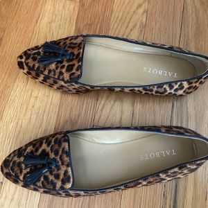 Talbots cheetah flats 8M